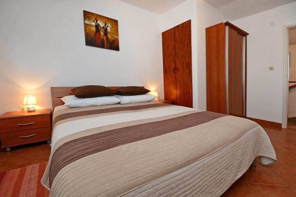 Apartment Lili Πόρετς Εξωτερικό φωτογραφία