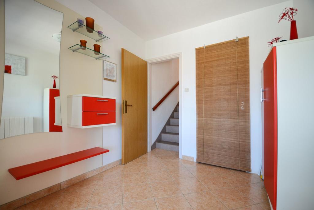 Apartment Lili Πόρετς Εξωτερικό φωτογραφία